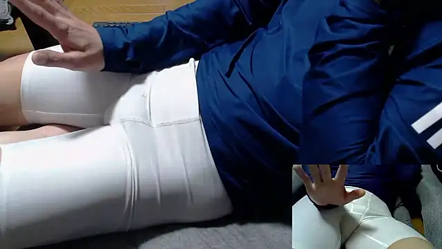 yasu2000 - Yasu2000's free webcam - UK Sex Cams