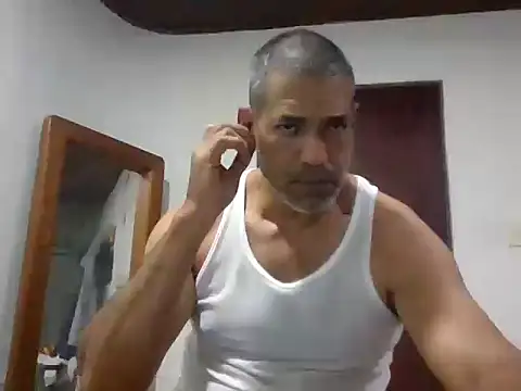 jackbigcock11 webcam