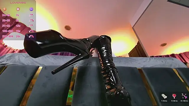 EmpressDesires webcam