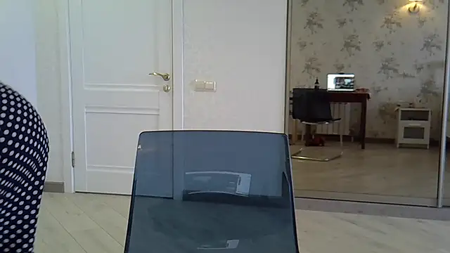 Alexandra-Rosee webcam