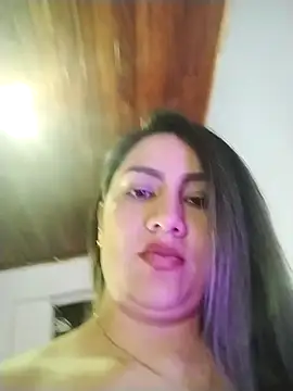 Ariana_Blaze1 webcam