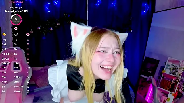 elswythcovil (Ask my age) - feed me with cum