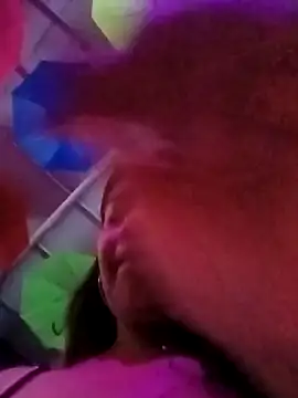 paulaortiz_1 (G young) - Show thong and dance