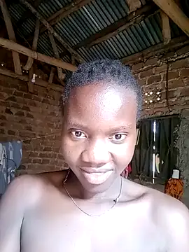 Black_juicy24 webcam