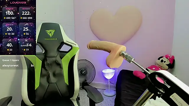 Isabella_saenzz_ webcam