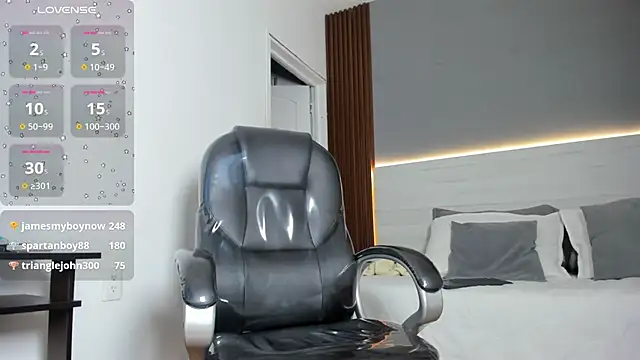 Brunette__boy webcam