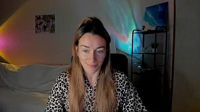 RebeccaMartinez webcam