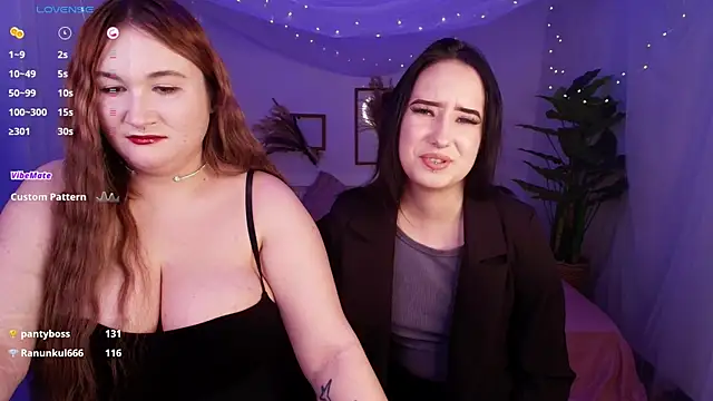 laura_palmerr webcam