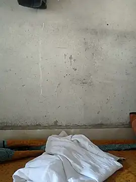 LOVELYKAJALBHABHI webcam