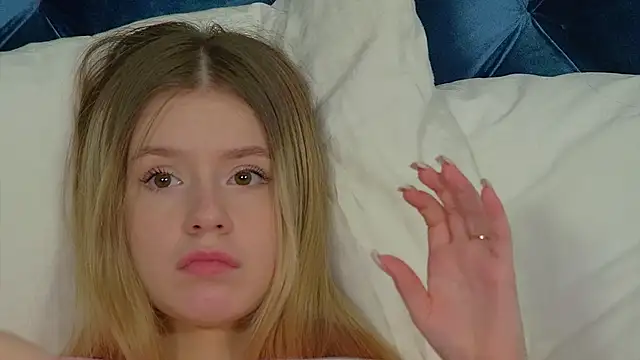 MilanaBalmain webcam