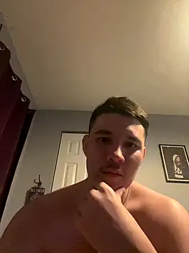 Shaded24 Live Webcam on Stripchat