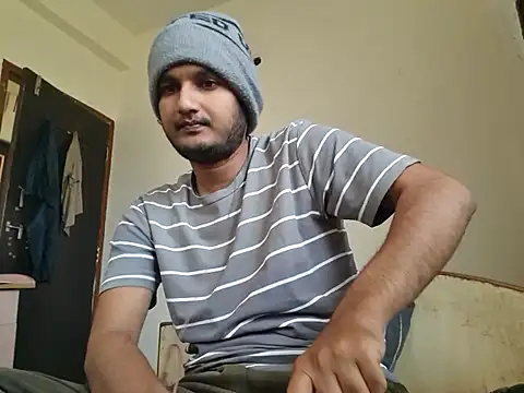 young-hairy-jon Live Webcam on Stripchat