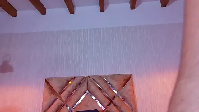 Aurora_jones11 webcam