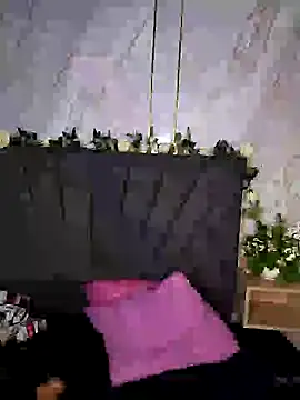 Luna_Scarllet webcam