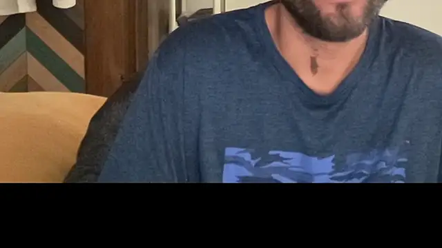 makemeawareaah (M young) - Wear Saree <3