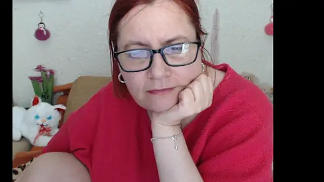 PlayfullMature webcam