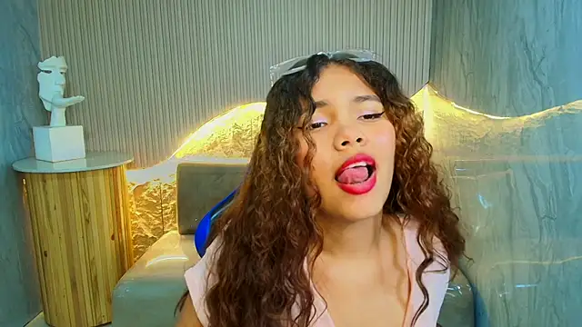 lirianne_thorne_r webcam