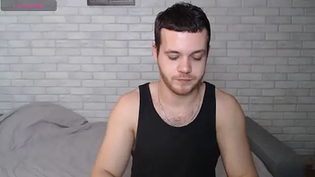 Alexxx_horny webcam