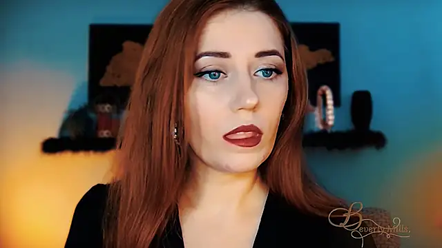 MissBeverlyMills webcam