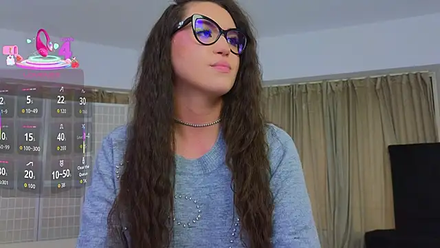 sweetscribe (F young) - Doggy naked + spanks