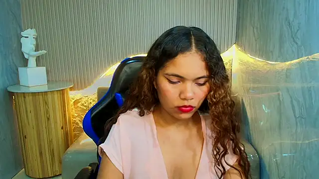 lirianne_thorne_r webcam