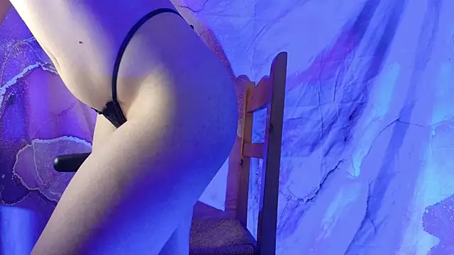 FacelessSiren webcam