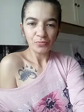 alinaalinutzq webcam