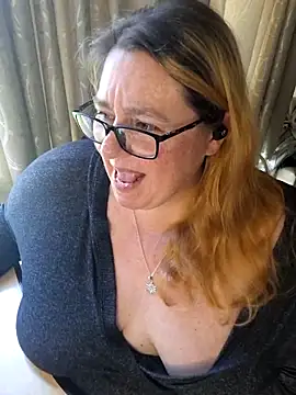 Iceprincess2bad4u webcam