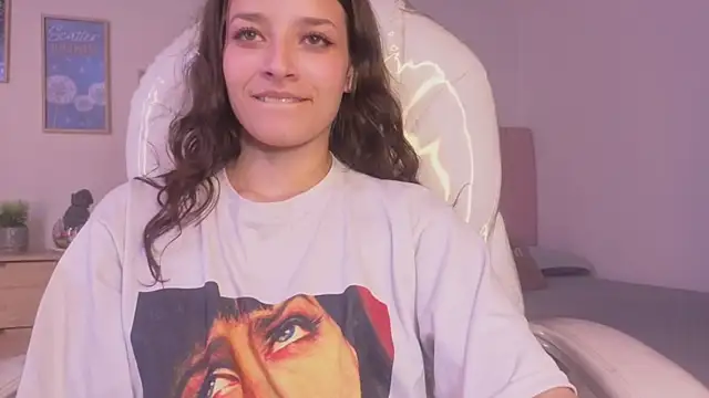 Amaia_Daniells webcam