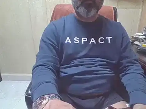 hairymaster95 webcam