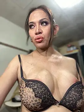 HugeKatarinaTS webcam