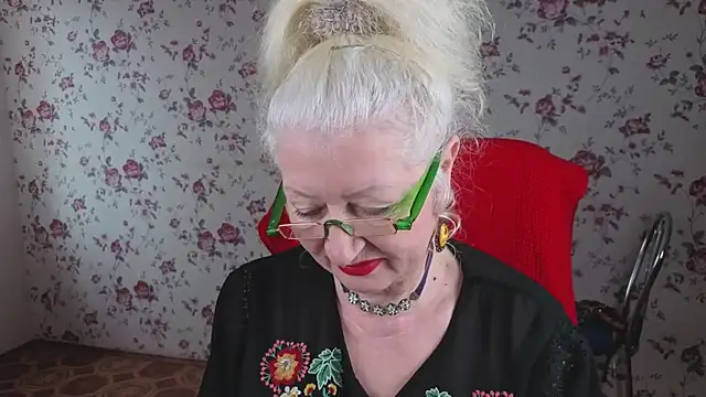 Maya_Mayflower webcam