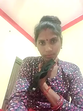 Veshali_Love143 webcam