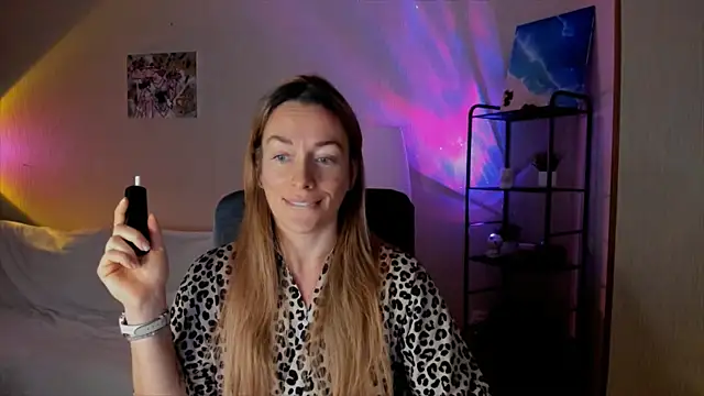 RebeccaMartinez webcam