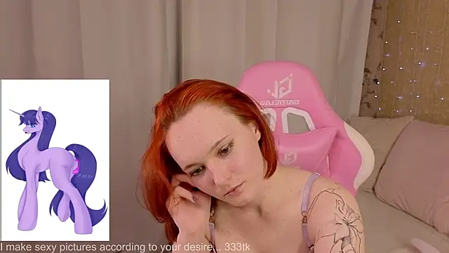 Sweet_tangerine___ webcam