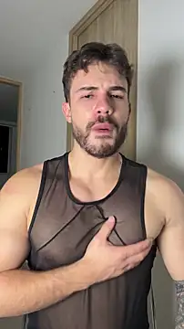 Valenthino_Salva... Live Webcam on Stripchat