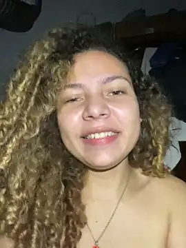 Daniela_hot23 webcam