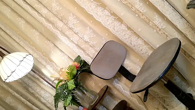 PrettyStranger webcam