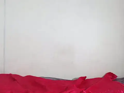 Sweeteboneycherry webcam