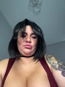 SwittieKendra webcam