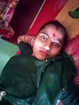 Rakcha_bhabi webcam