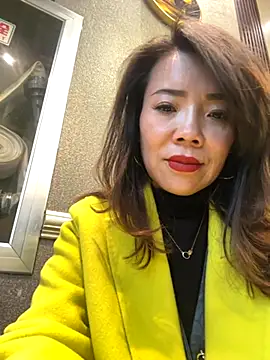 anna_kk (F milf) - 路边约陌生人车震 爽翻天