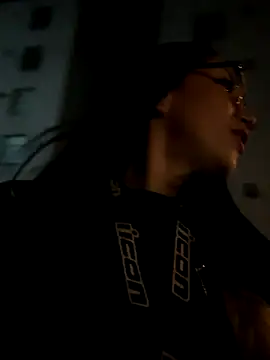 lucy_699 (G young) - show boobs on the street