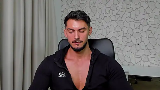 clintmasters (M young) - MAKE IT HOT !!🔥🔥🔥 CUM SHOW