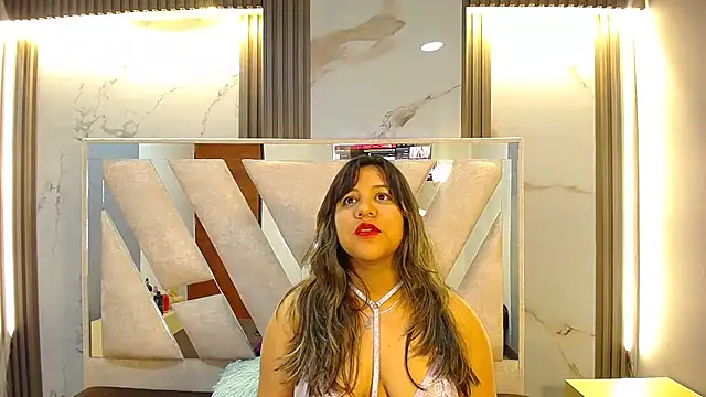 stephanie_ross (Ask my age) - fingers in my pussy🥵