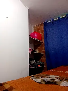 cameron_puppy (Ask my age) - WhatsApp