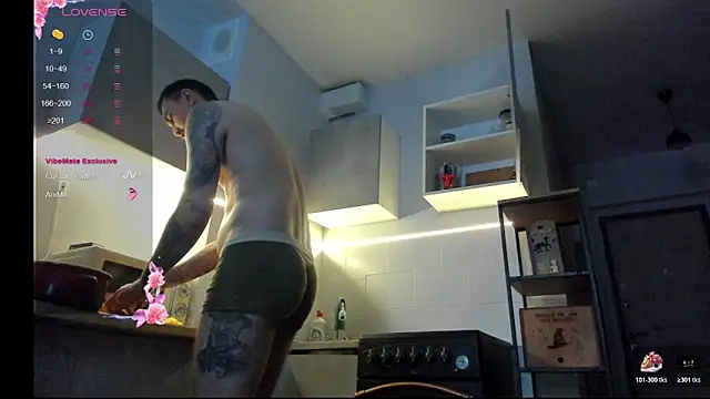 Your_hot_students webcam