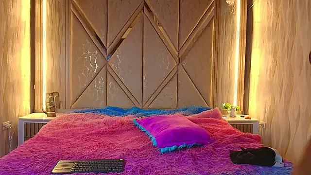 Hotcouple_222 webcam