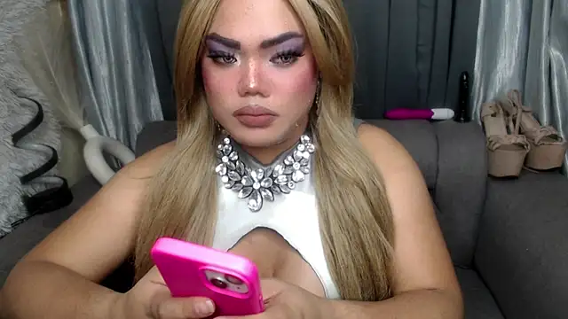 10inchs_Maxie webcam