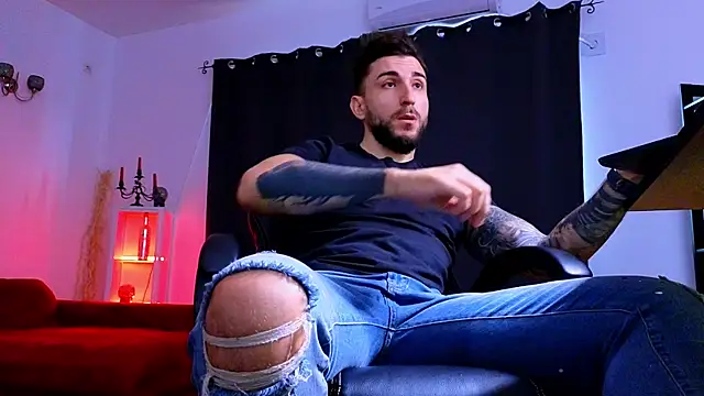 mightyaaron66 (M young) - 𖤐🔥 parTy Time ,House parTy  !  💨𖤐